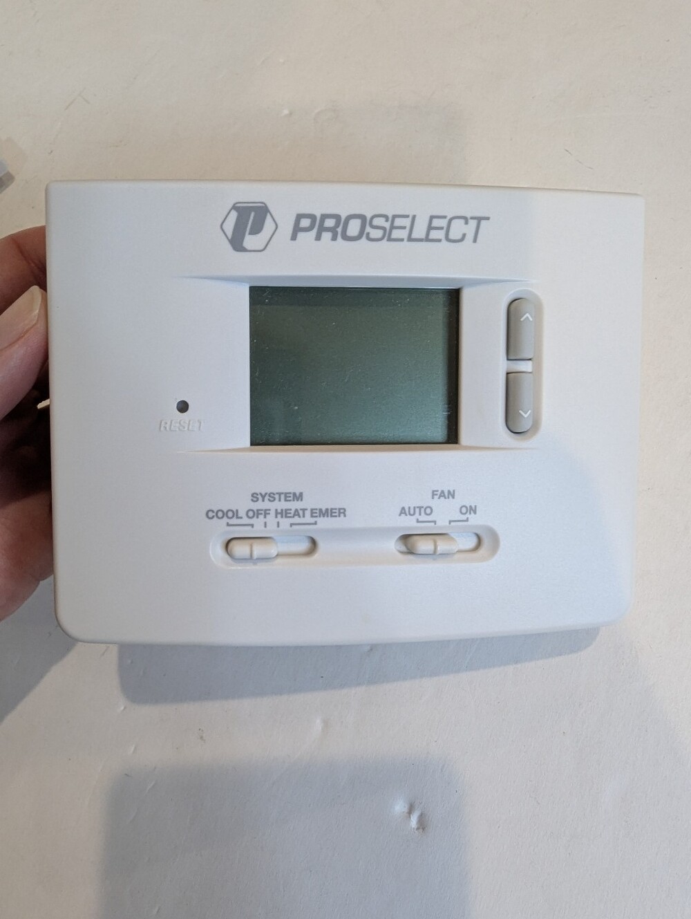 ProSelect PSTSL21NP Dual Power Thermostat 2 Heat/1 Cool Non-Programmable